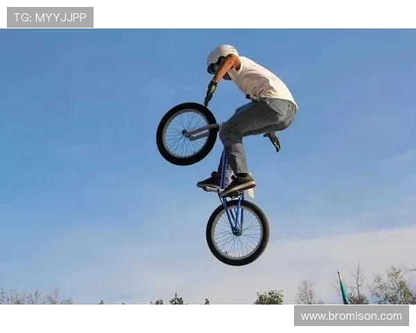 深圳极限运动队在极限运动嘉年华中以81分稳居积分榜首位 深圳极限运动队在极限运动嘉年华中以81分稳居积分榜首位