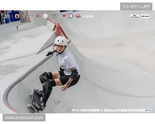 深圳滑板队在滑板节奏排行榜中荣获第七名的佳绩引发关注 深圳滑板队在滑板节奏排行榜中荣获第七名的佳绩引发关注