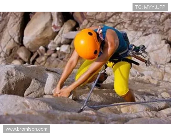 西安极限运动队在攀岩联赛中的耐力表现分析与点评