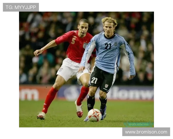 英格兰与乌拉圭激战成和比分揭晓精彩瞬间回顾