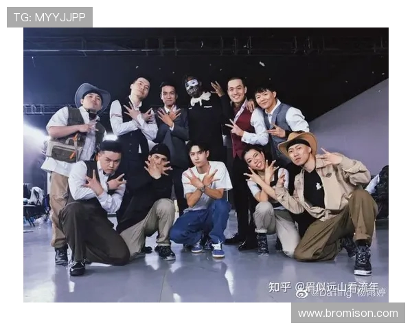 重庆街舞队与武汉街舞队赛后复盘分析力量对决的精彩瞬间与战术策略 重庆街舞队与武汉街舞队赛后复盘分析力量对决的精彩瞬间与战术策略